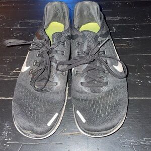 Nike Black and White Running Shoes